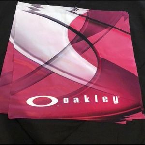 ⚡️FLASH SALE ⚡️ Bundle of 5 Oakley Cleaning Cloths